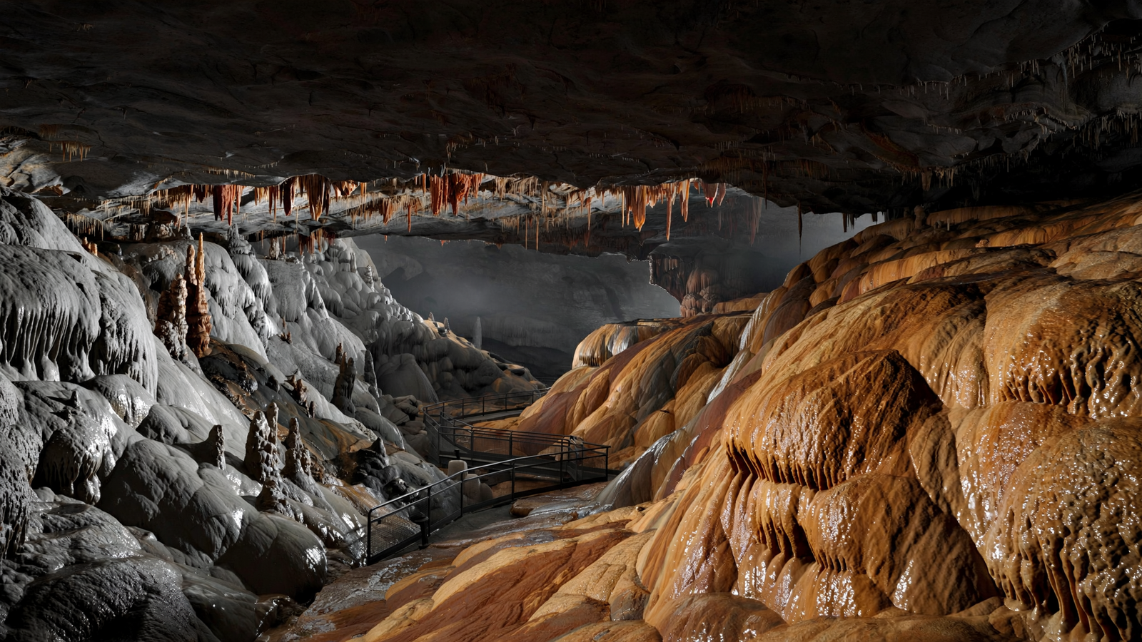 Kartchner Caverns: The Arizona Cave That Chose Conservation Over Discovery